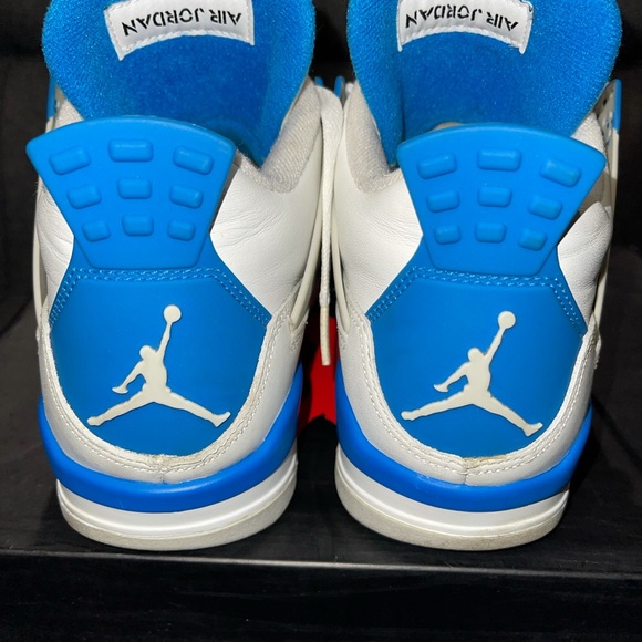 Jordan 4 military blue size 8 2012. - Picture 4 of 8